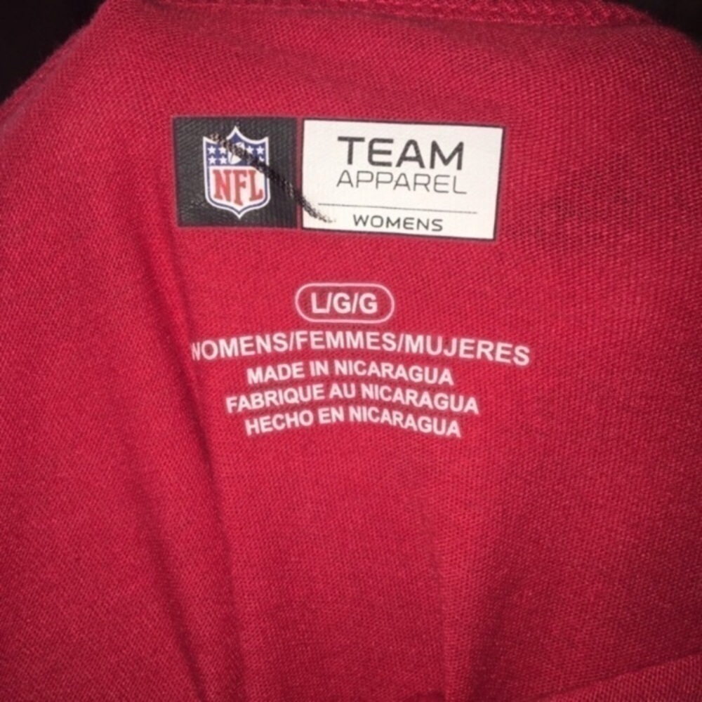 NFL Atlanta Falcons Women’s Medium Red Graphic Tee Faux Stitch Football Shirt - Picture 3 of 5